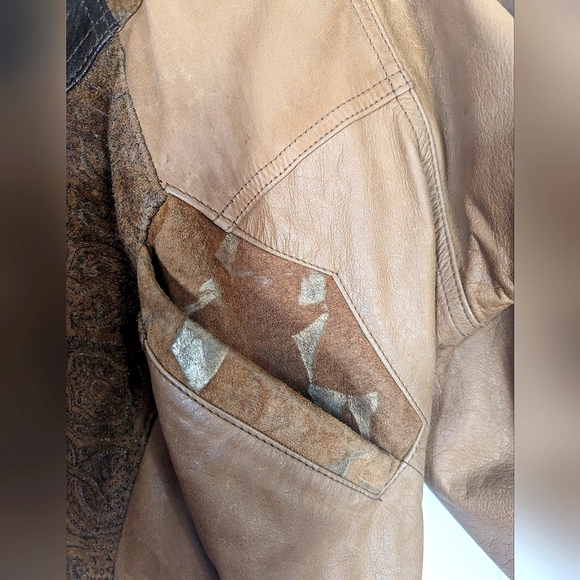 VTG G III 80's Brown Suade Leather Paisley Jacket Sz Small W/Shoulder Pa… - Picture 4 of 17